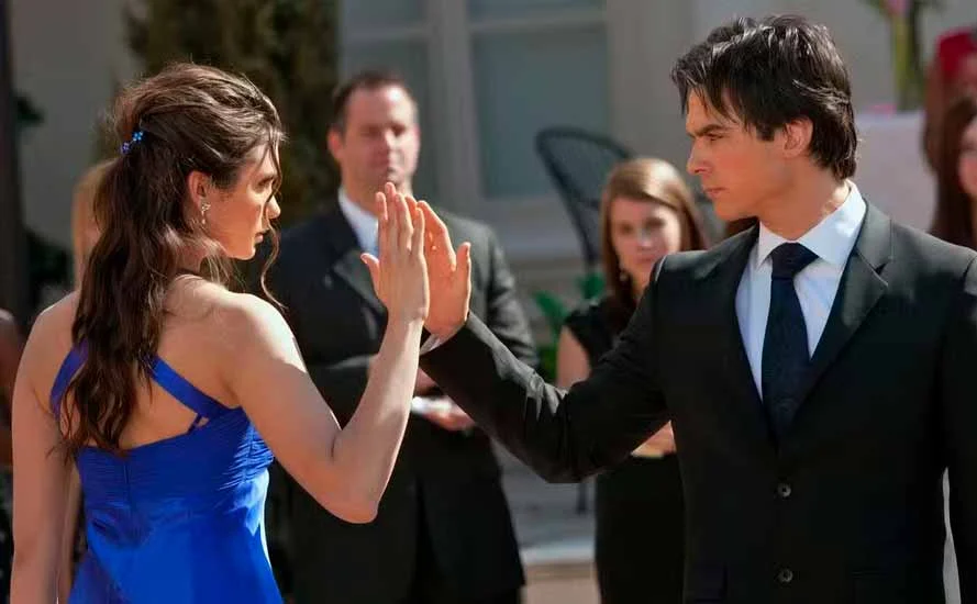 Новая теория о Дневниках вампира спустя восемь лет